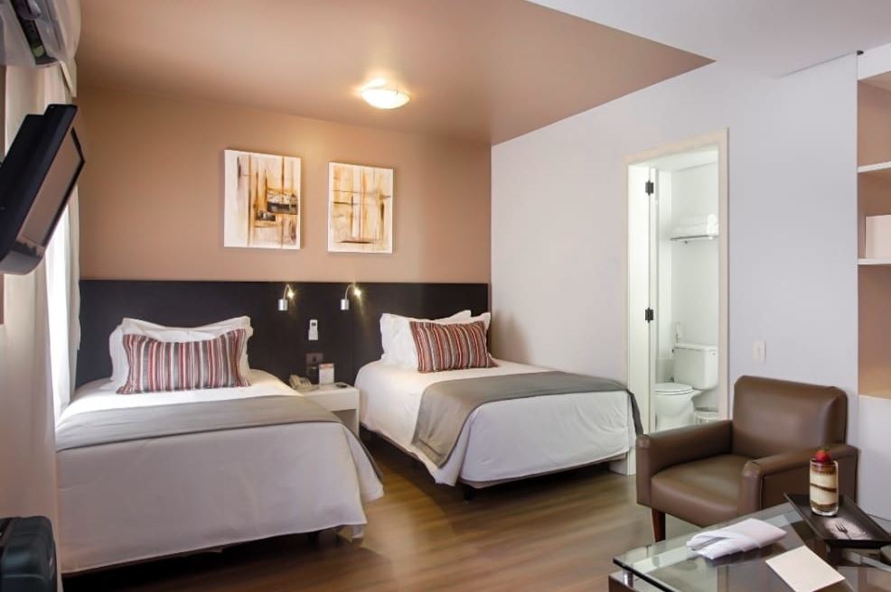 Superior Twin Não Fumante